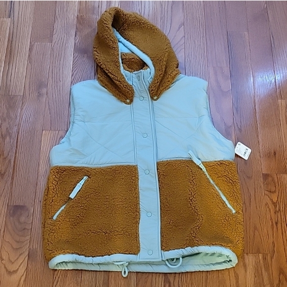 Free People Movement Adventure Awaits Fleece Vest - Picture 4 of 8